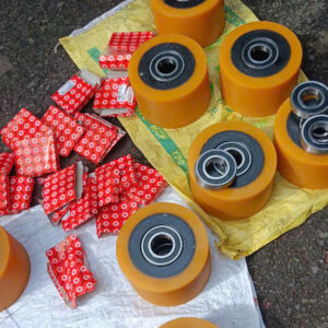Bánh cân bằng xe nâng điện Pu Linde