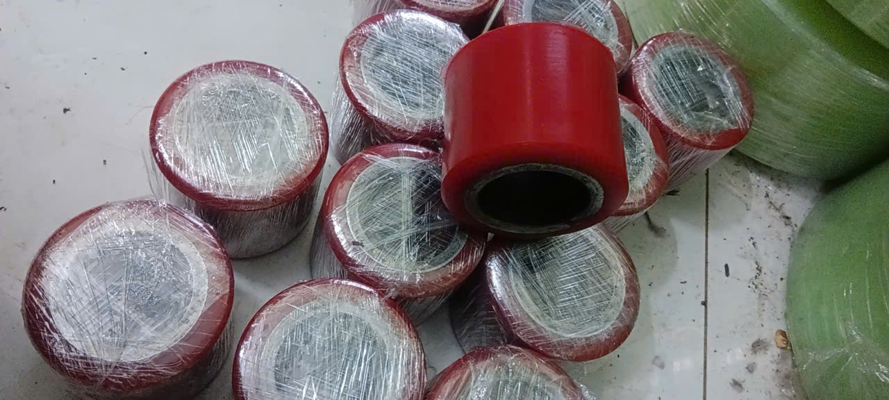Bánh đôi xe nâng tay pu
