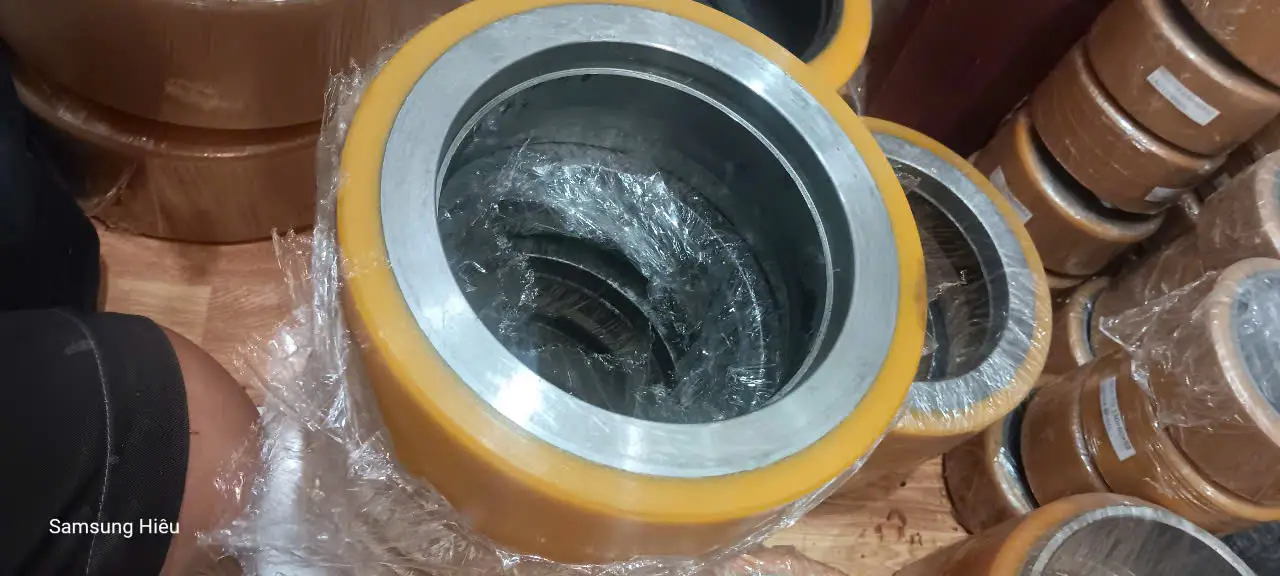 bánh xe nâng nhựa PU Bảo hành bánh xe nâng nhựa PU bao lâu - Trang bị kiến thức để yên tâm hơn khi sử dụng